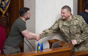 Информация об "аресте" Залужного и "приказе" об этом Зеленского не соответствует действительности, подчеркнули в Spravdi