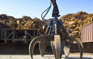 "Укрзалізниця" имеет на складах своих предприятий до 120–150 тыс. тонн металлома, пишет "РБК-Украина"