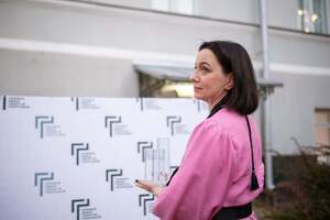 Месяц назад мы стояли на балконе отеля в Николаеве, говорили, пили вино. А вчера по нему ударил Shahed. И это разрушение нашего мира просто невыносимо