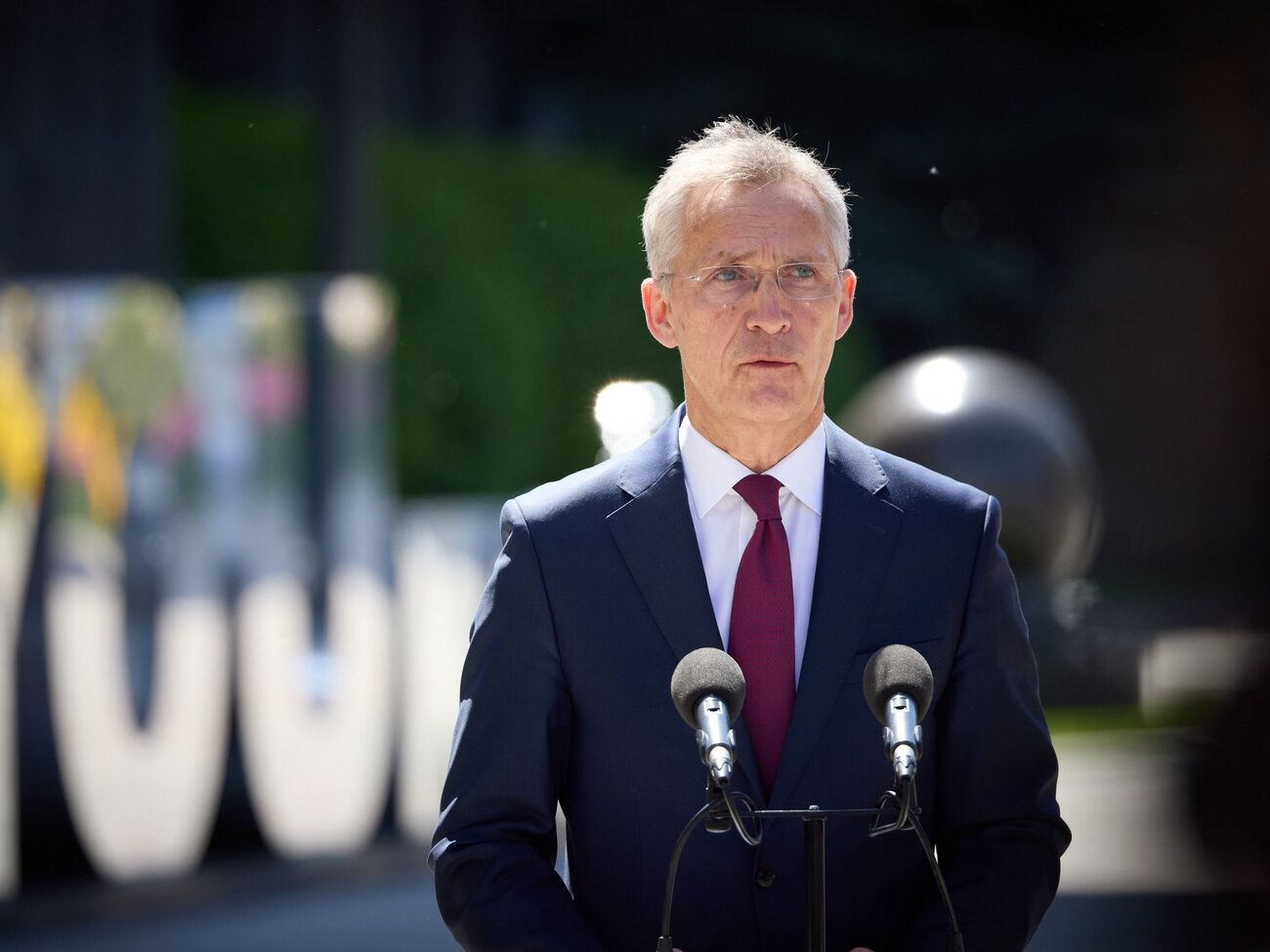 Столтенберг визнав, що члени НАТО не передали Україні всієї обіцяної допомоги