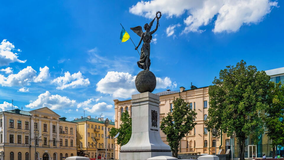 Окупанти регулярно обстрілюють Харків