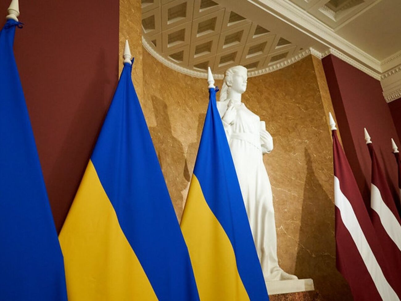 Виділені Латвією кошти призначено для ЗСУ й покриття збитків від війни