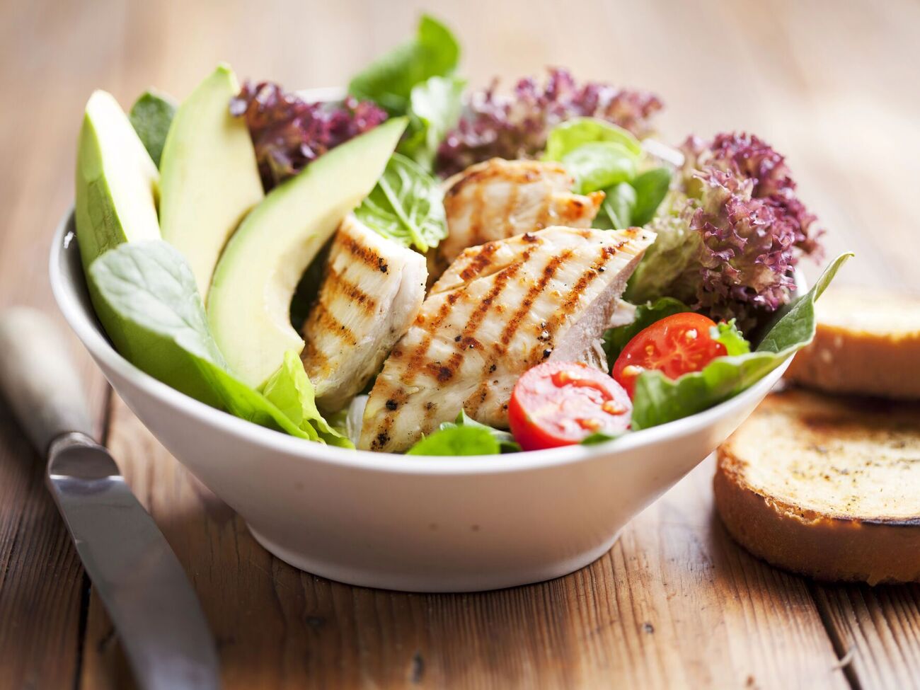 За словами Фус, злагоджена робота гормонів можлива лише тоді, коли ми дотримуємося режиму харчування й режиму сну