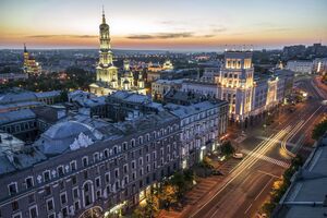 У Харкові відомо про три прильоти по житлових будинках, зазначили в мерії