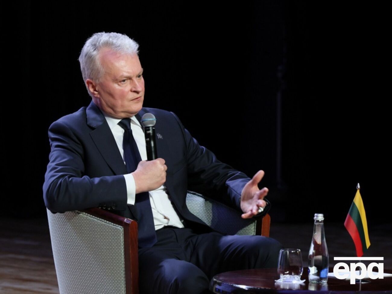 Литва має співпрацювати з Україною в усіх сенсах – Науседа