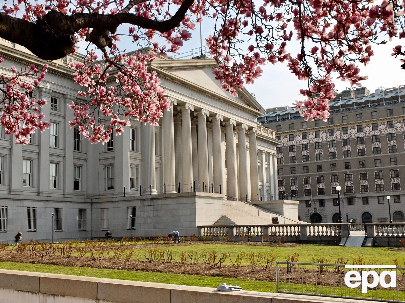 Минфин продлевал разрешение уже несколько раз, отмечают СМИ