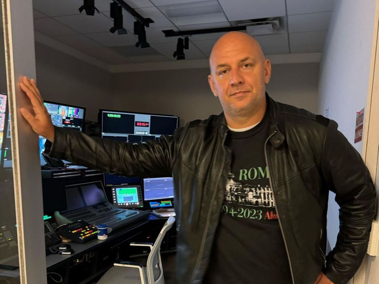 Потап з осені 2023 року живе за кордоном