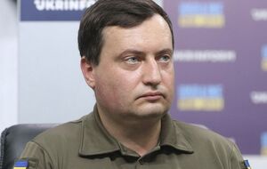 ГУР "не коментує, не підтверджує й не спростовує", хто чим бив по військових об'єктах у російській Єлабузі й Нижньокамську, зазначив Юсов