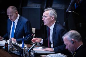 Країни НАТО мають право підтримувати Україну, але це не робить союзників стороною конфлікту, зазначив Столтенберг