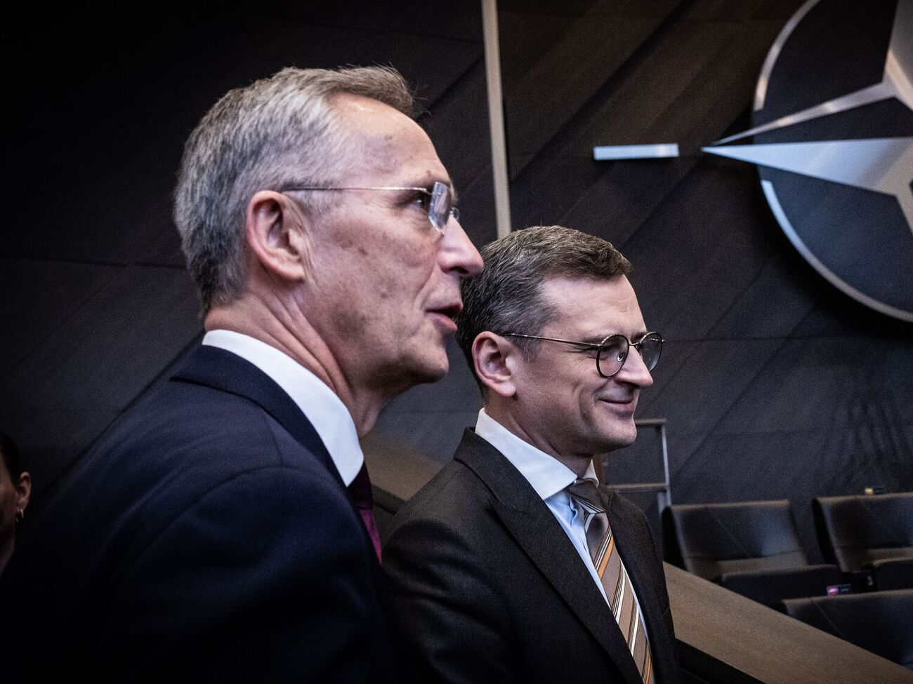 У инициативы Столтенберга о создании фонда помощи Украине на $100 млрд шансов практически нет, считает Кулеба