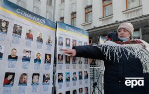 По неофициальным данным, российские оккупанты удерживают примерно 28 тыс. гражданских украинцев
