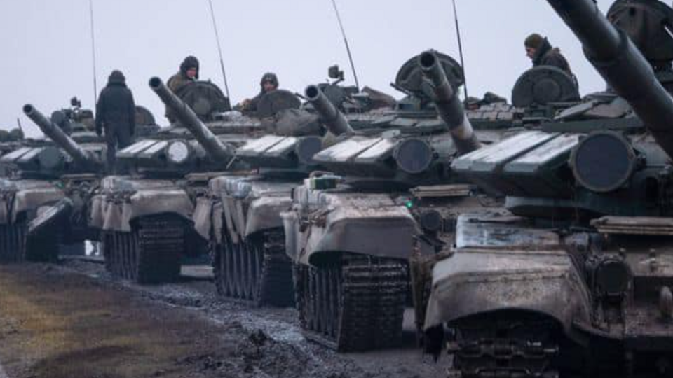 Россия может концентрировать силы и технику для летнего наступления, полагают в эстонской разведке