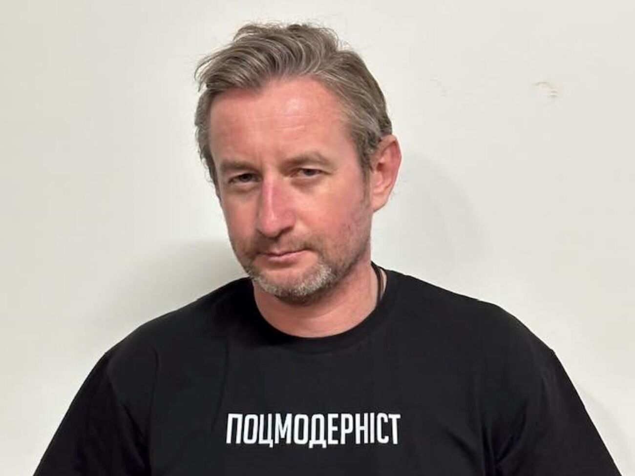 Жадан народився 1974 року в Старобільську Луганської області. Зараз це місто в окупації