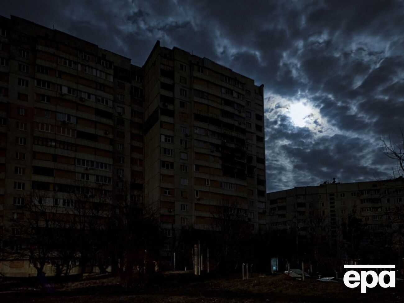 В нескольких областях ограничивают энергоснабжение из-за российских обстрелов