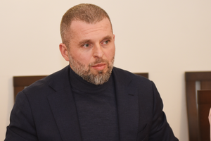 Необходимо, чтобы российские спортсмены не чувствовали себя желанными гостями во Франции, отметил Бидный