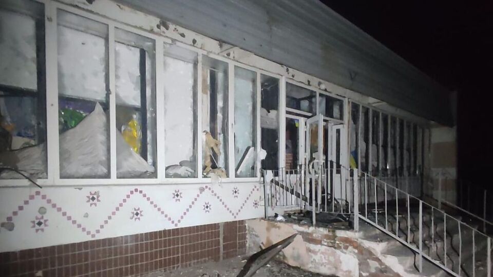 Унаслідок ворожої атаки пошкоджено вісім багатоповерхівок і 16 приватних будинків