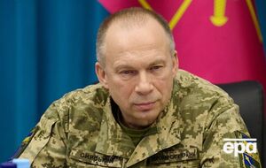 Сирський поряд із важкими боями на Донбасі згадує й успіхи сил оборони України на двох напрямках