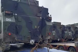 Бронетранспортери M577 прибули в Україну ввечері 5 квітня, зазначили у міноборони Литви