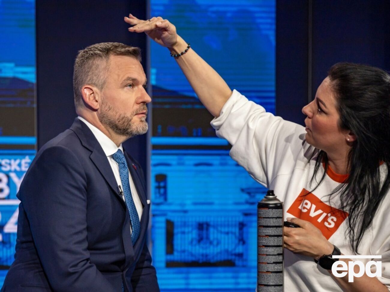 В первом туре Пеллегрини получил меньшую поддержку избирателей, чем во втором