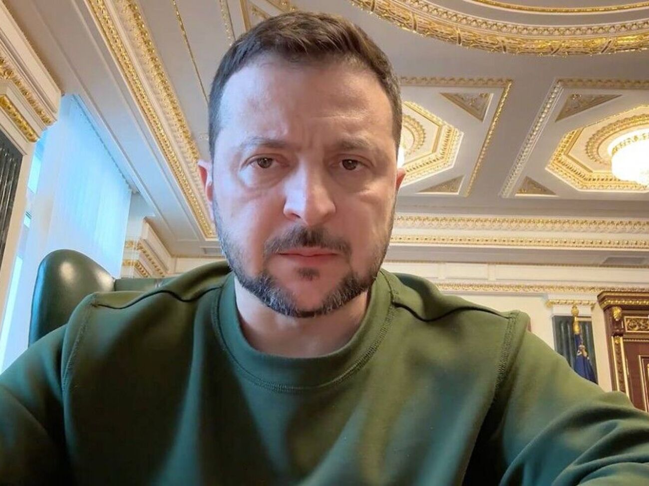 Зеленский в вечернем обращении заявил, что власти Украины обсуждают, как помочь Харькову и лучше защитить город от российских ударов