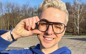 Melovin: Колю между бровей обязательно