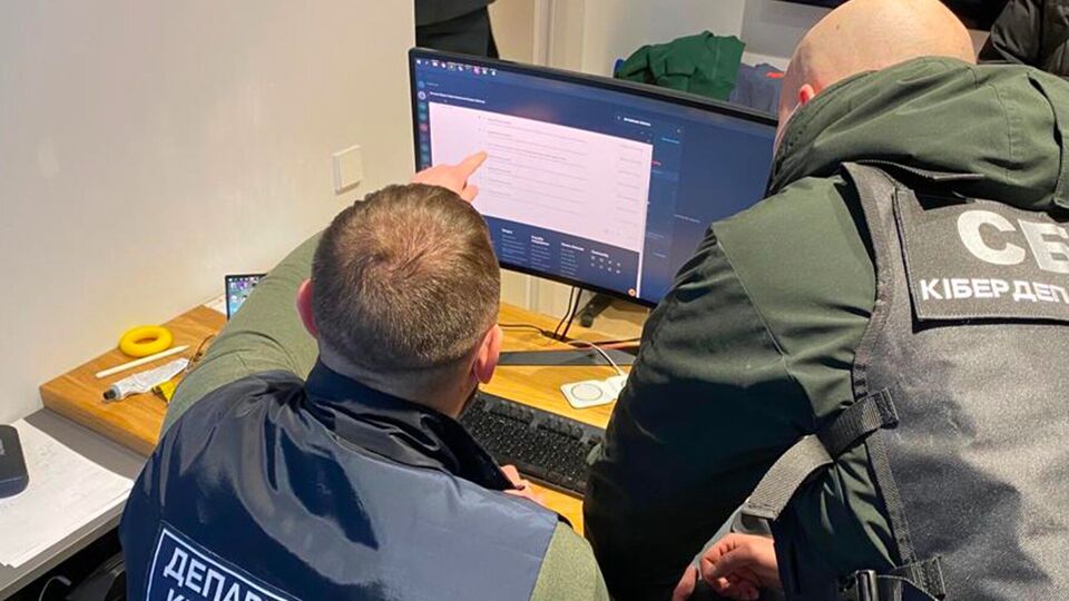 Під час операції українським хакерам вдалося знищити понад 300 ТБ даних у дата-центрі, який використовували найбільші компанії Росії та ВПК агресора