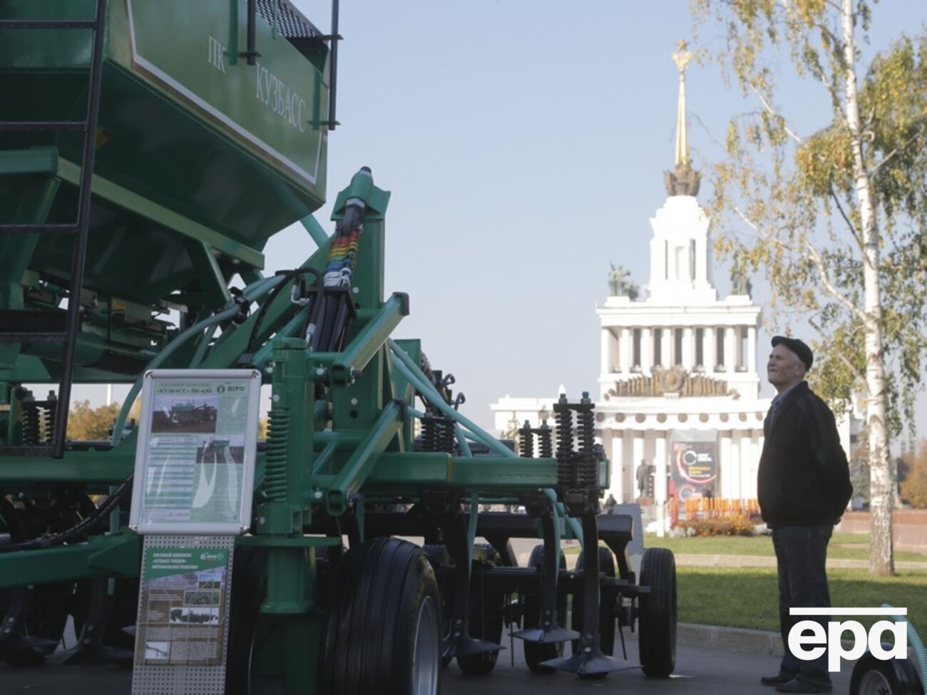 Гладков заявил, что компенсации за пострадавшую технику будут не всем