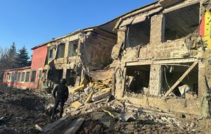 В Часовоярской общине повреждены 14 частных домов, многоэтажка и инфраструктурный объект