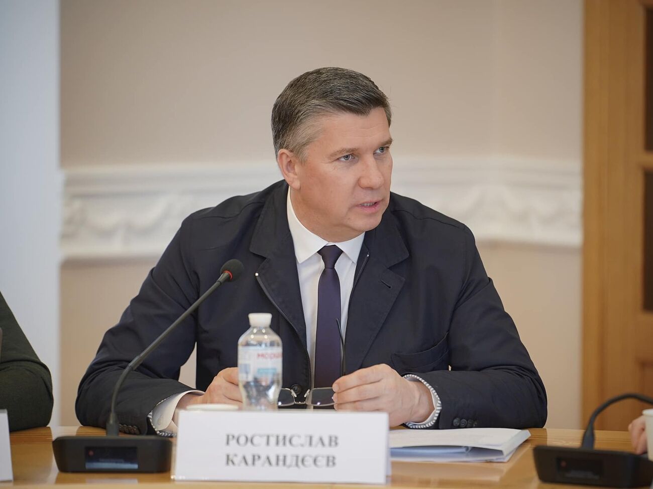 Карандеев заявил, что речь идет не об уличном шапито