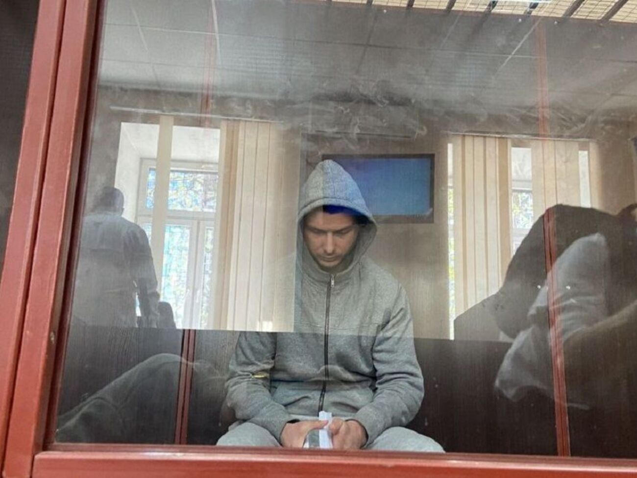 Подозреваемому выбирают меру пресечения