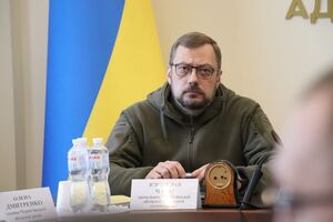 По словам Чауса, РФ била по Семеновке из артиллерии и РСЗО