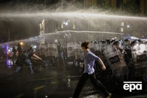 Грузинська поліція застосувала проти протестувальників газ і водомет