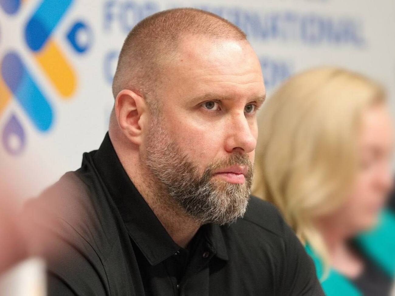За словами Синєгубова, противник ударив по приватному будинку в селищі Золочів