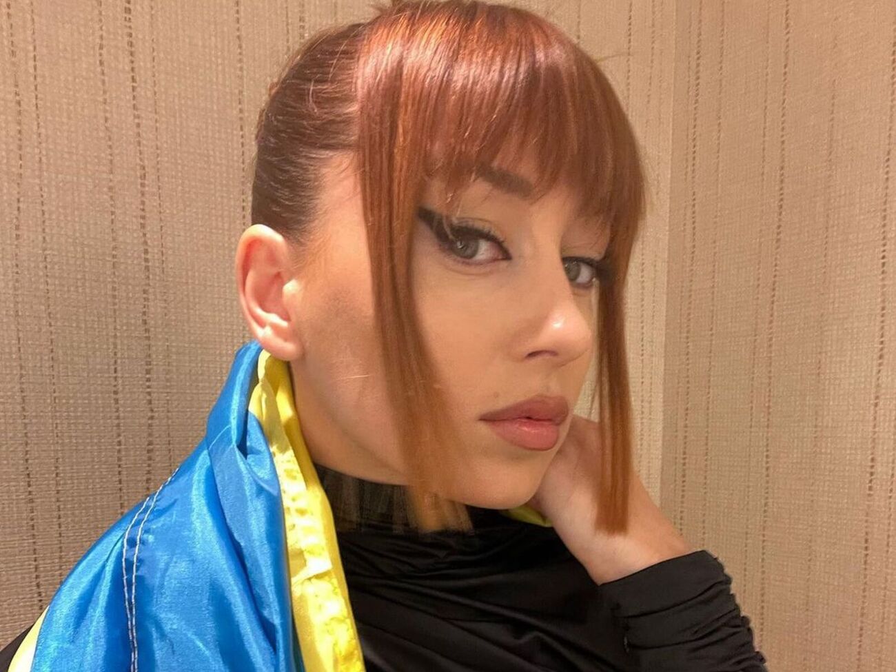 Муиньо сотрудничала с Cardi B, Кэти Перри, Бритни Спирс, Элтоном Джоном, Дженнифер Лопес, Ленни Кравицем