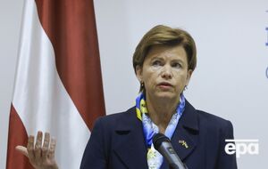 Браже зазначила, що міжнародне право дозволяє Україні бити по місцях, звідки РФ її атакує