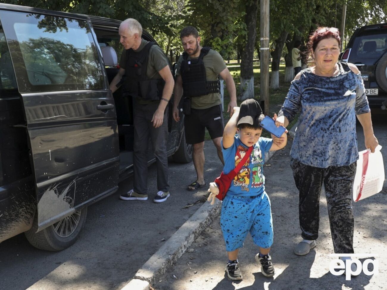 В Волчанске, по предварительным данным, осталось около 3 тыс. человек