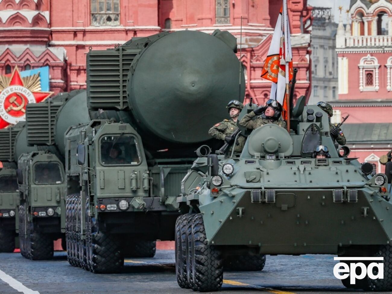 На параде в Москве был представлен только один боевой танк