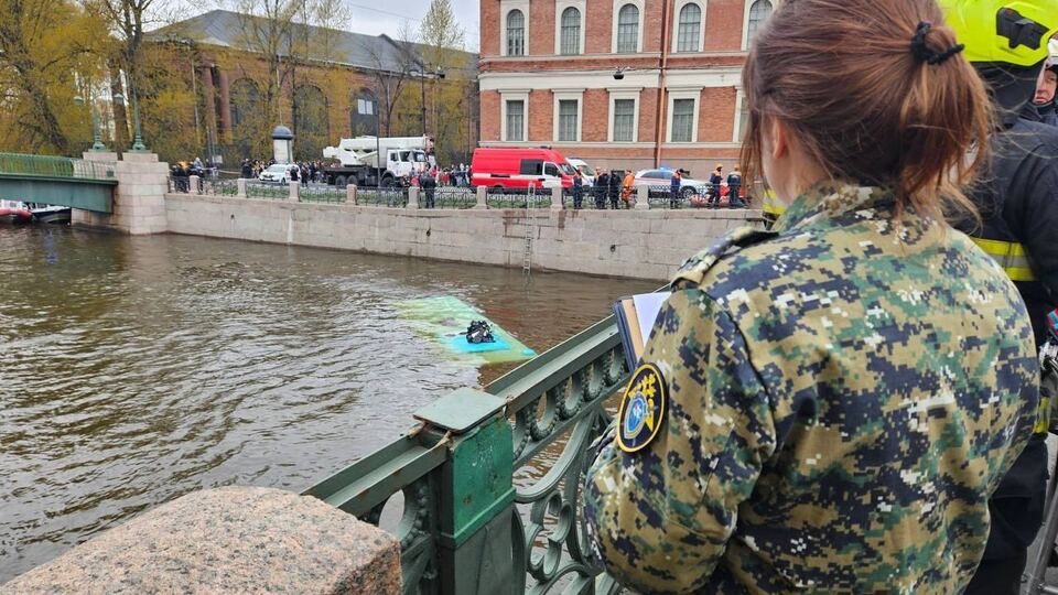 Всего в автобусе в момент аварии находилось 15 человек