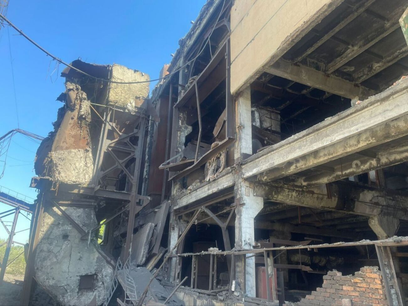 Протягом доби росіяни 11 разів обстріляли  населені пункти Донецької області