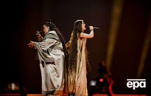 Зрители за границей могут отправить в поддержку Jerry Heil и alyona alyona 20 сообщений с одного номера