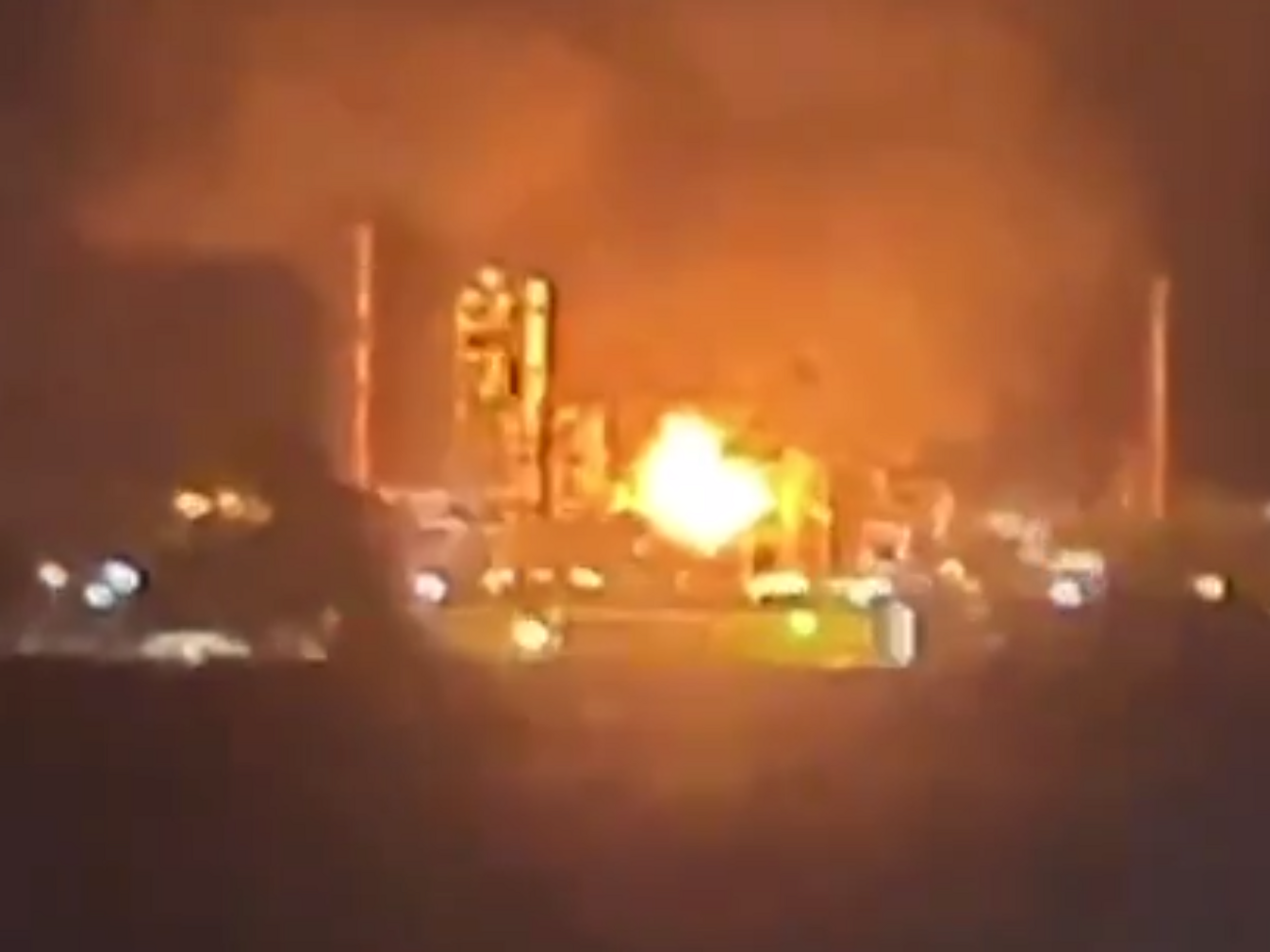 Губернатор прозвітував про ліквідацію пожежі на НПЗ