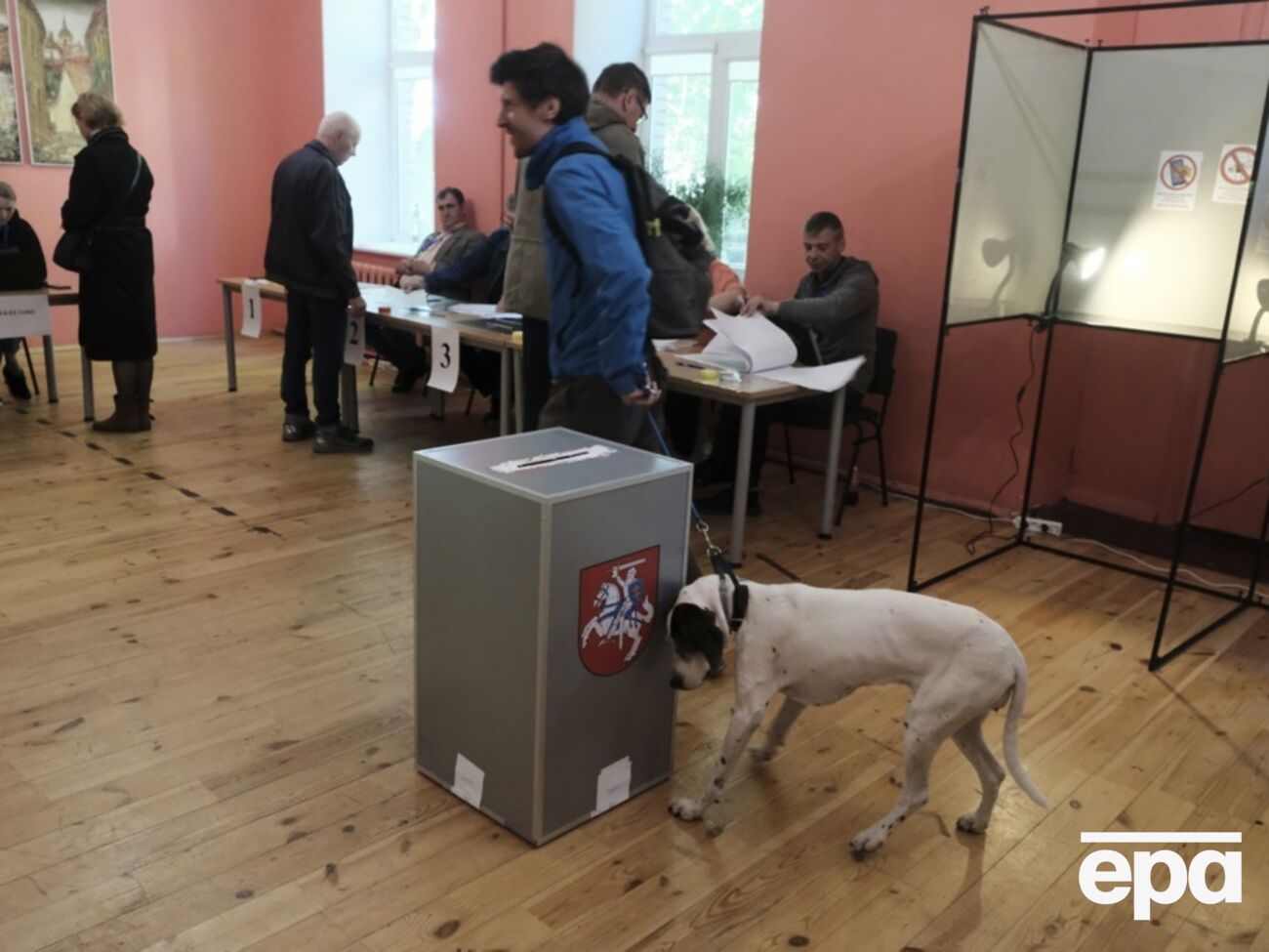 В Литве право голоса имеют 2,3 млн человек