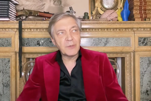 К войне и армии Белоусов имеет столько же отношения, сколько Рогозин к космосу. Ничем, кроме садизма и истеричности, это существо не известно