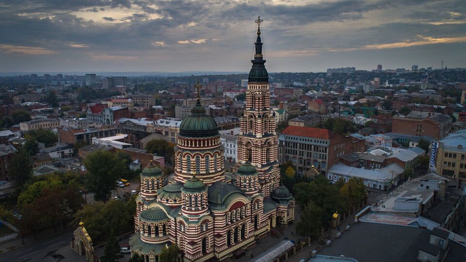 Окупанти регулярно обстрілюють Харків