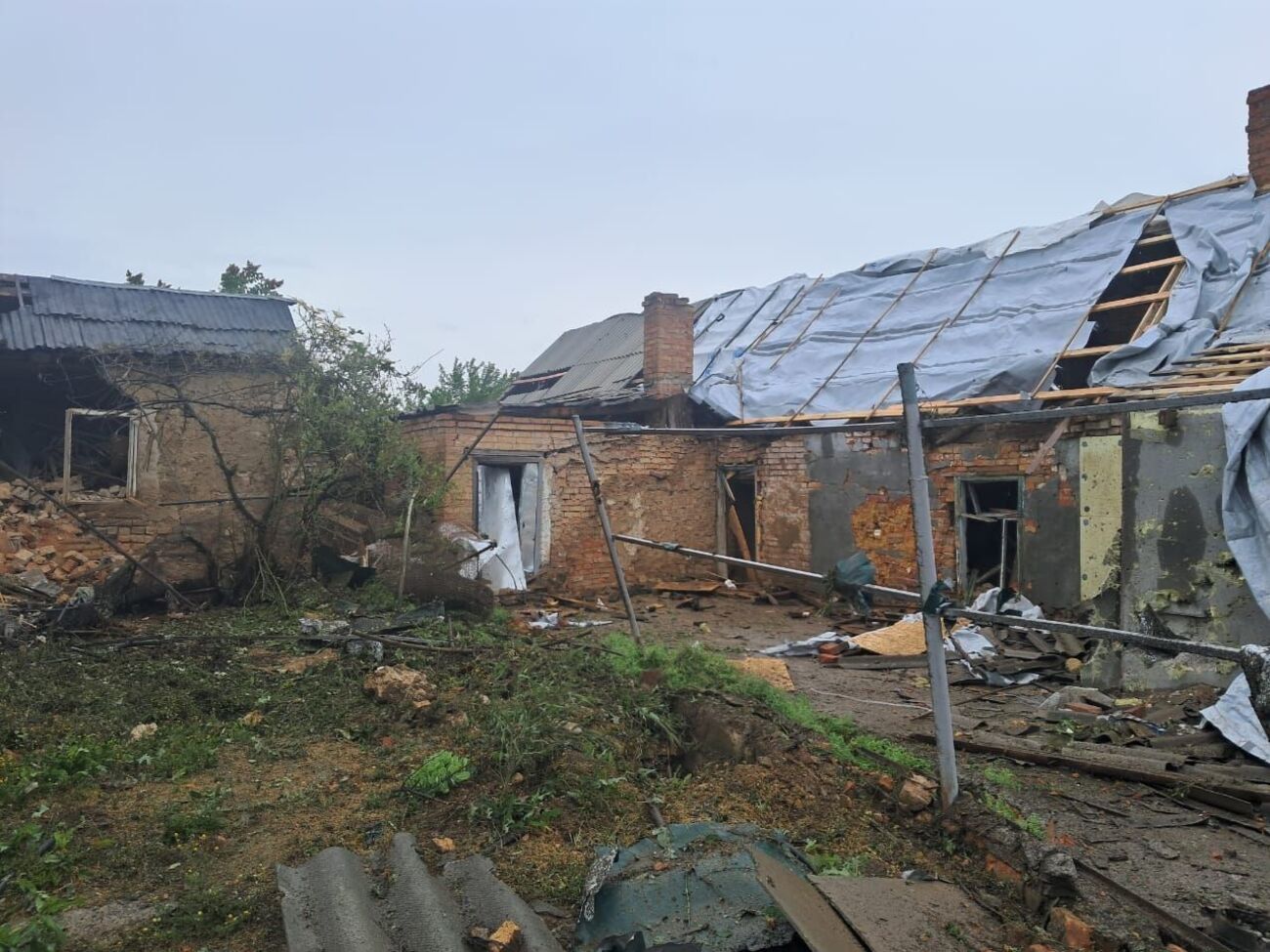Росіяни регулярно обстрілюють Нікополь