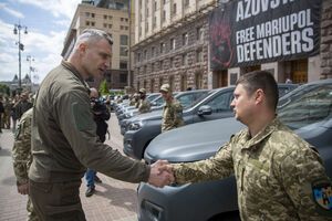 Віталій Кличко: Найближчими днями до бійців 92-ї бригади вирушить автомобільна техніка і БПЛА, які теж закупили за кошти столиці