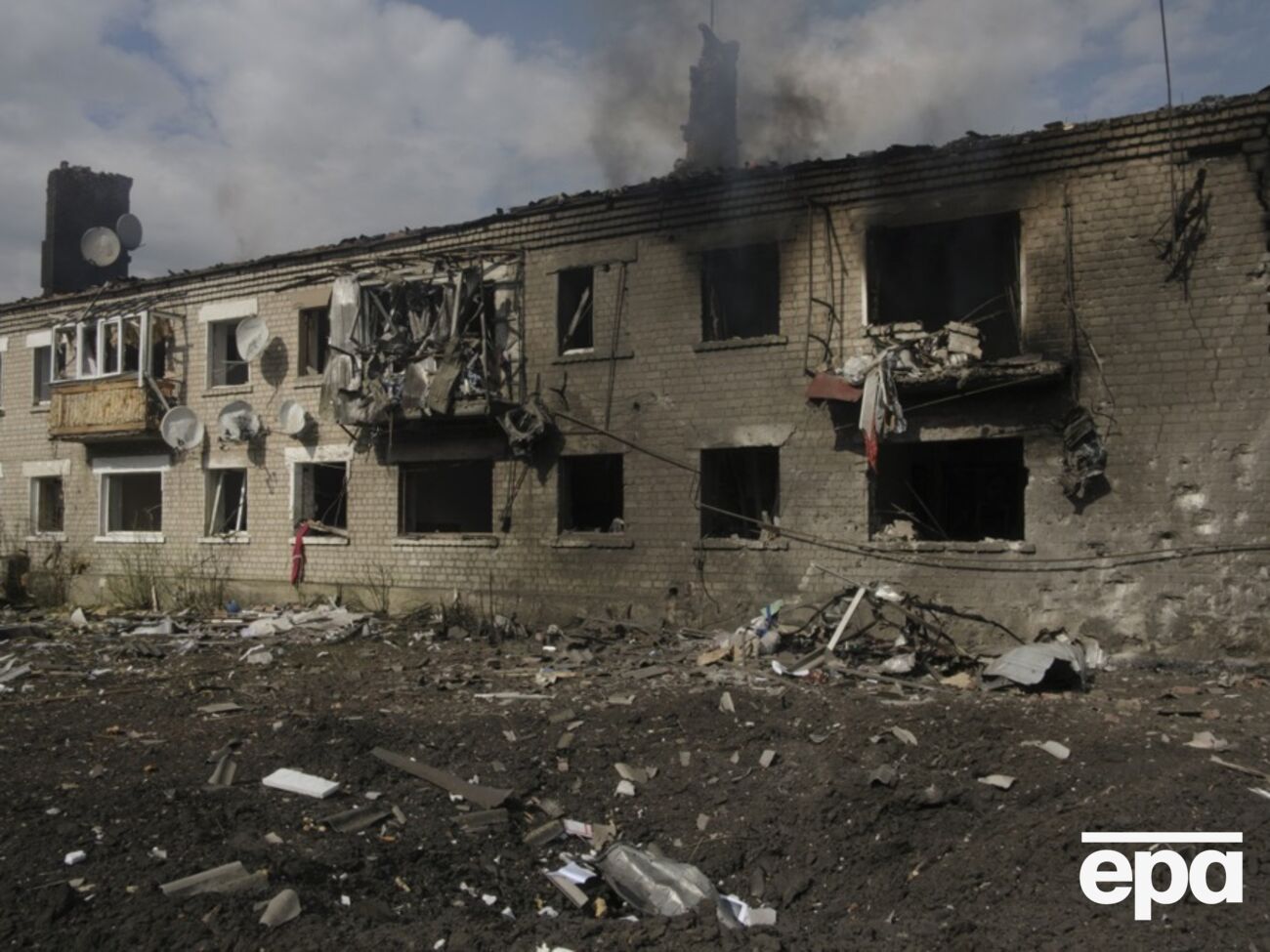 Россияне не прекращают обстрелы Волчанска и окрестных сел, убили двоих мирных жителей