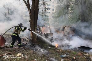 Понад 80 рятувальників ліквідували наслідки російських ударів по Харкову 14 травня, повідомили в ДСНС