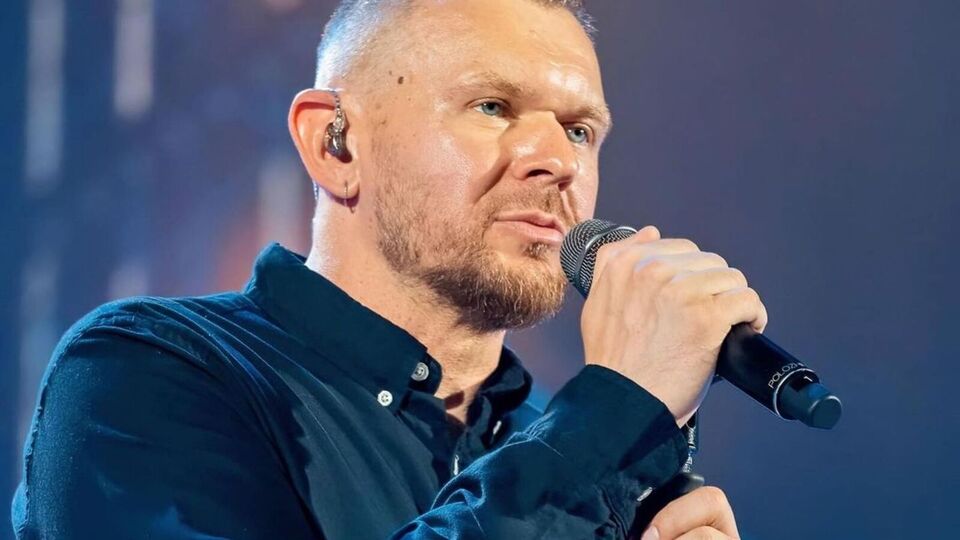 Положинский: Романы у меня не часто случаются. И точно не с каждой певицей, с которой у меня есть общая песня