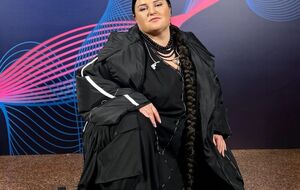 alyona alyona: Иногда при донесении от одного из членов команды к другому информация искривляется